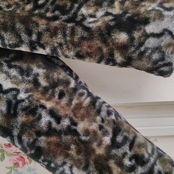 Cato Faux Fur Jacket - Picture 5 of 9